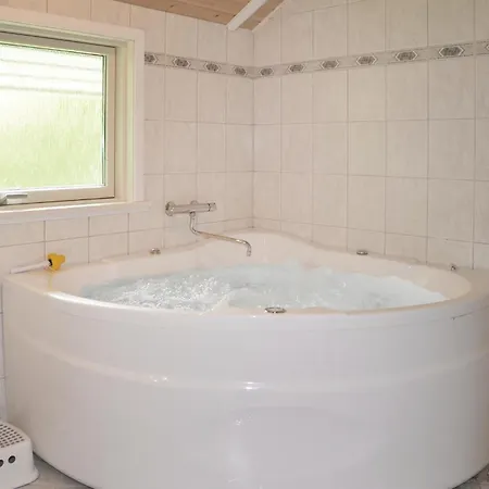 別荘 Nice Home In Oksbol With Sauna Oksbøl