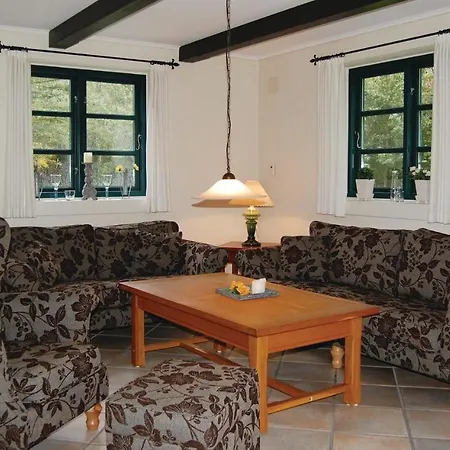 Fyrrelunden Holiday home *